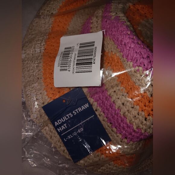 Old Navy Crochet Bucket Hat Warm Stripe NWT - Picture 3 of 4